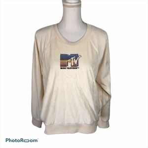 MTV Fuzzy Ivory Pullover Sweatshirt XL Women’s Music Television Retro Funky